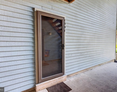 1301 Woodhollow Drive - Photo Thumbnail 24