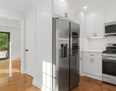 5633 Jamestown Road - Photo Thumbnail 7