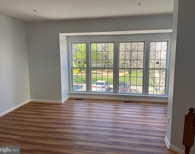 9611 Juniper Drive - Photo Thumbnail 10