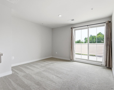 5714 Richmanor Terrace - Photo Thumbnail 34