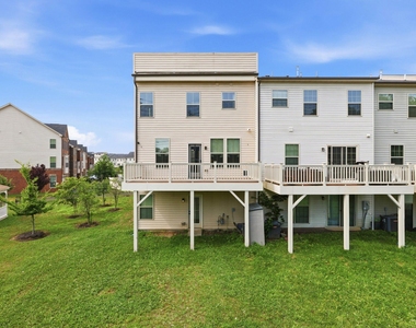5714 Richmanor Terrace - Photo Thumbnail 49
