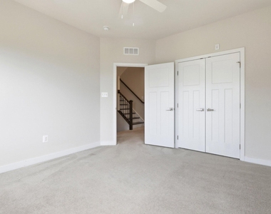 5714 Richmanor Terrace - Photo Thumbnail 22