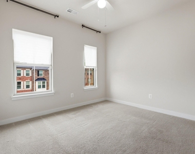 5714 Richmanor Terrace - Photo Thumbnail 20