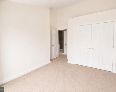 2218 Mears Lane - Photo Thumbnail 18