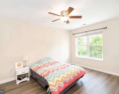 13201 Astoria Hill Court - Photo Thumbnail 20