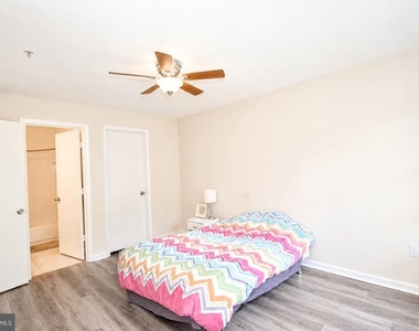 13201 Astoria Hill Court - Photo Thumbnail 21