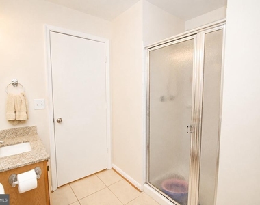 13201 Astoria Hill Court - Photo Thumbnail 19
