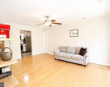 13201 Astoria Hill Court - Photo Thumbnail 9