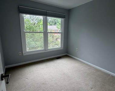 1106 Arcola Avenue - Photo Thumbnail 35