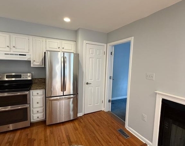 1106 Arcola Avenue - Photo Thumbnail 20