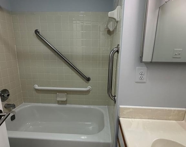 1106 Arcola Avenue - Photo Thumbnail 34