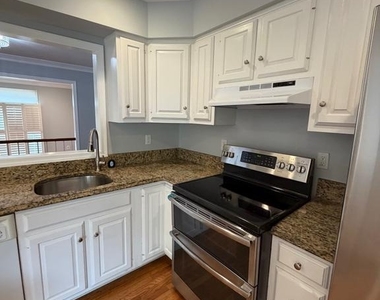 1106 Arcola Avenue - Photo Thumbnail 21