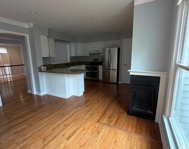 1106 Arcola Avenue - Photo Thumbnail 15