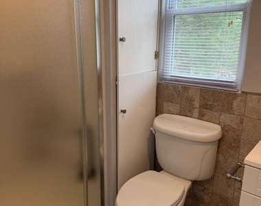 1106 Arcola Avenue - Photo Thumbnail 27
