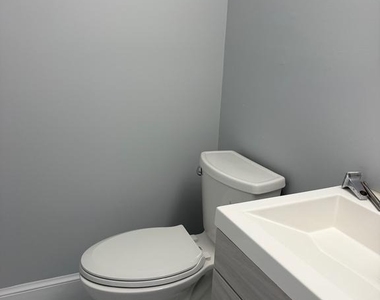 1106 Arcola Avenue - Photo Thumbnail 28