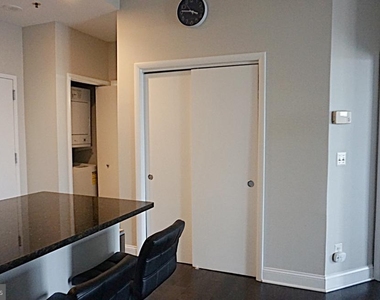 7500 Woodmont Avenue - Photo Thumbnail 2