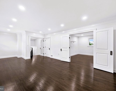 9901 Belhaven Road - Photo Thumbnail 12