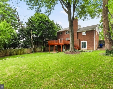 9901 Belhaven Road - Photo Thumbnail 5