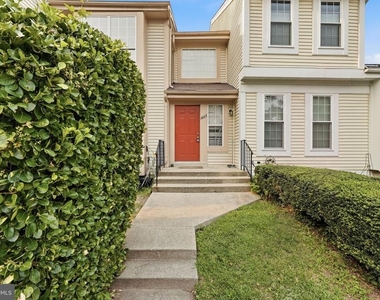 1603 Ingram Terrace - Photo Thumbnail 2