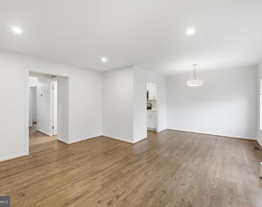 1603 Ingram Terrace - Photo Thumbnail 8