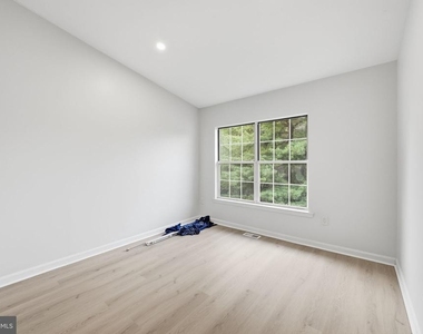 1603 Ingram Terrace - Photo Thumbnail 18