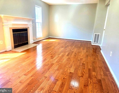 14415 Stepping Stone Way - Photo Thumbnail 7