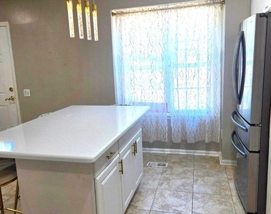 14415 Stepping Stone Way - Photo Thumbnail 4