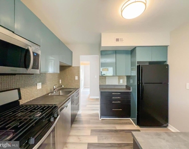 5537 Green Mountain Circle - Photo Thumbnail 12
