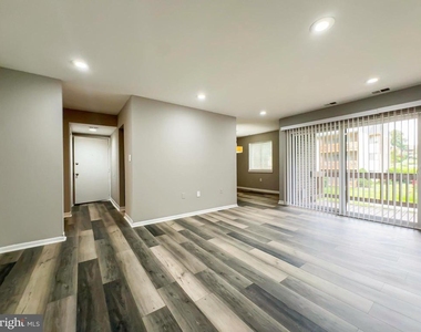 5537 Green Mountain Circle - Photo Thumbnail 6