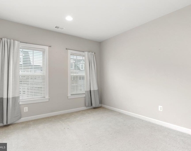 6012 Charles Crossing - Photo Thumbnail 19
