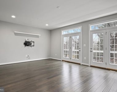 6012 Charles Crossing - Photo Thumbnail 10