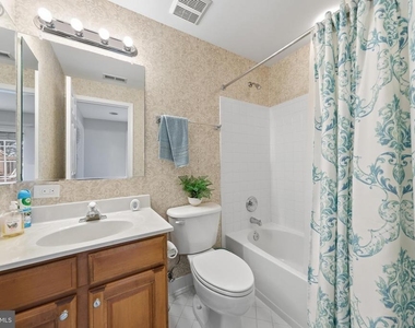 3852 Glasgow Way - Photo Thumbnail 37