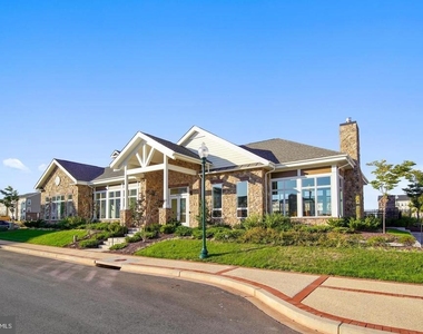 6163 Margarita Way - Photo Thumbnail 5