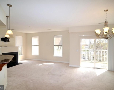 600 Edelen Station Place - Photo Thumbnail 3