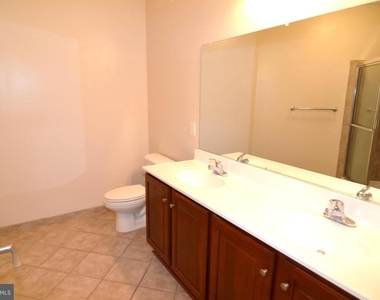 600 Edelen Station Place - Photo Thumbnail 14