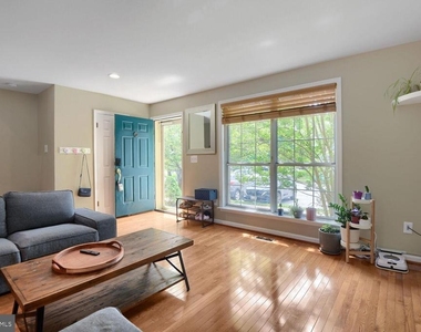 26 White Pine Court - Photo Thumbnail 6