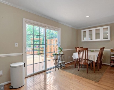 26 White Pine Court - Photo Thumbnail 2