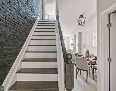 829 W Barre Street - Photo Thumbnail 11