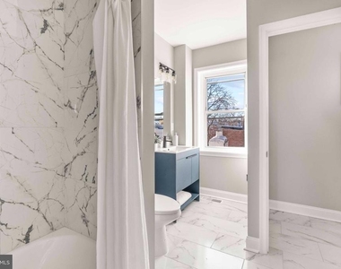829 W Barre Street - Photo Thumbnail 22