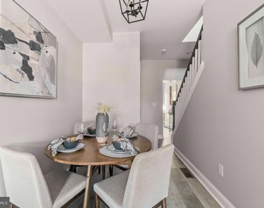 829 W Barre Street - Photo Thumbnail 7