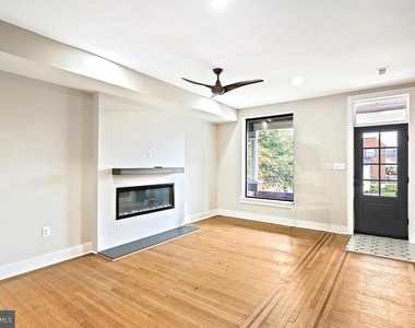 1327 W 42nd Street - Photo Thumbnail 5