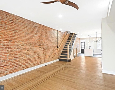 1327 W 42nd Street - Photo Thumbnail 7