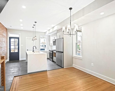1327 W 42nd Street - Photo Thumbnail 9