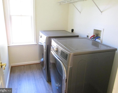1300 Treasure Dr. - Photo Thumbnail 19