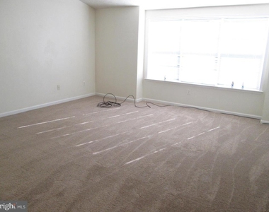 1300 Treasure Dr. - Photo Thumbnail 12
