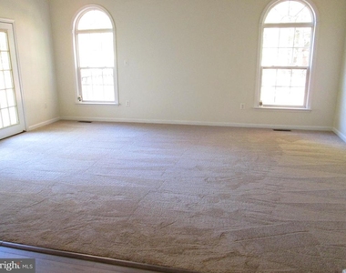 1300 Treasure Dr. - Photo Thumbnail 3