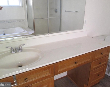 1300 Treasure Dr. - Photo Thumbnail 13