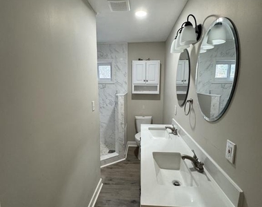 1718 14th Street - Photo Thumbnail 8