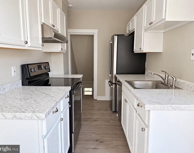 1718 14th Street - Photo Thumbnail 8
