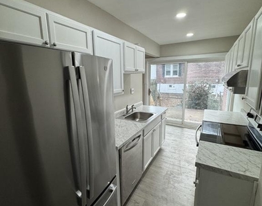 1718 14th Street - Photo Thumbnail 3